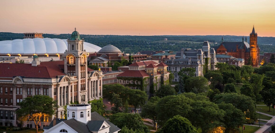 syracuse university merit scholarships